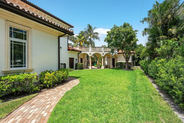 $6,995,000 | 2002 Northwest 4th Avenue, Delray Beach, FL 33444