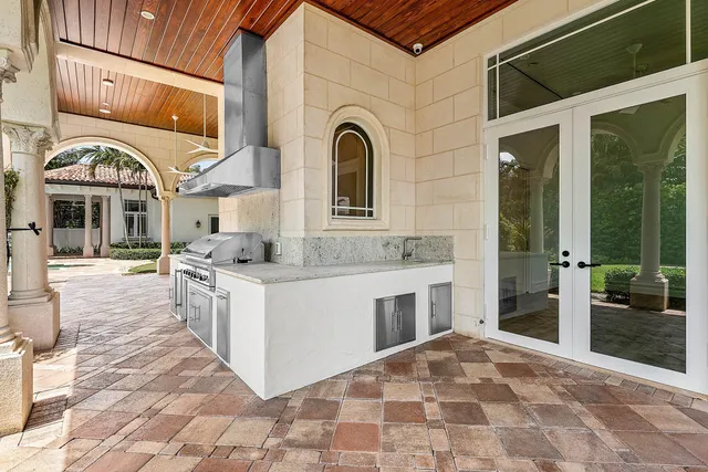 $6,995,000 | 2002 Northwest 4th Avenue, Delray Beach, FL 33444