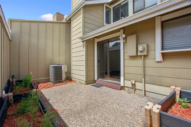 $149,000 | 12011 Bob White Drive, Houston, TX 77035