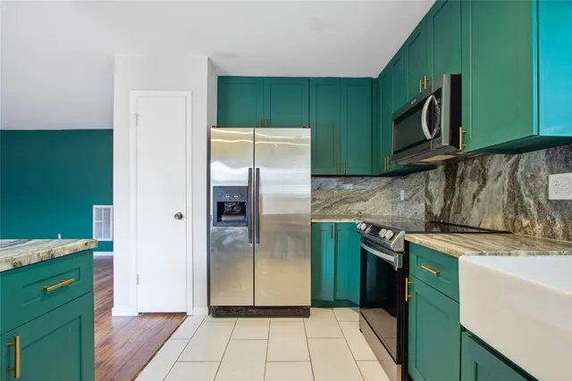 $149,000 | 12011 Bob White Drive, Houston, TX 77035