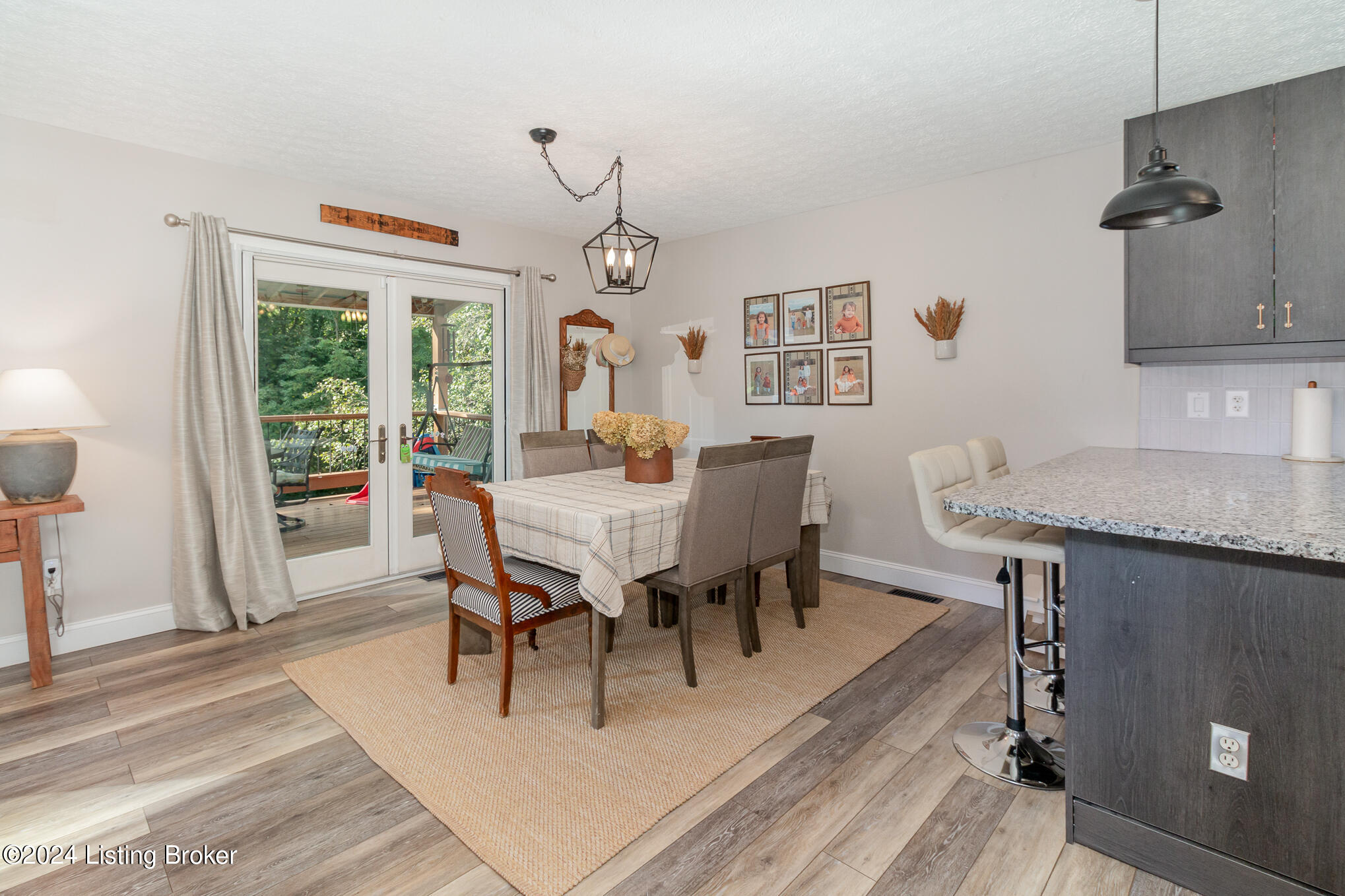 11618 Walnut View Way Louisville, KY 40299 - Photo 12 of 37 Dining Area