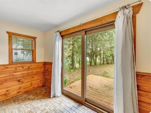 $315,900 | N7119 River Drive, Shawano, WI 54166