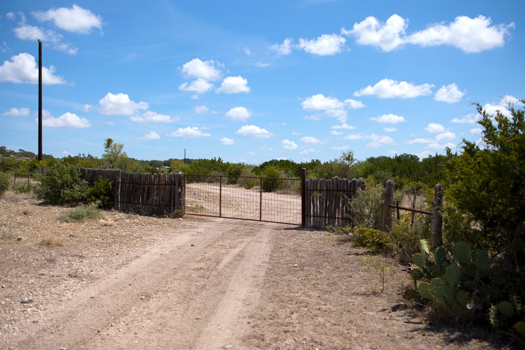 0 County Road 440 Rocksprings, TX 78880 - Photo 8 of 15