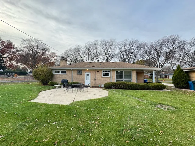 $499,995 | 909 South Emerson Street, Mount Prospect, IL 60056