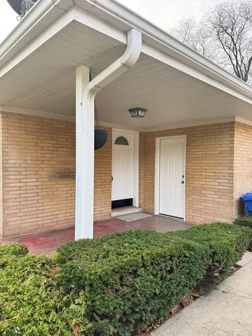 $499,995 | 909 South Emerson Street, Mount Prospect, IL 60056