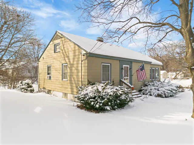 $179,000 | 18 Greenwood Street, Waterville, ME 04901