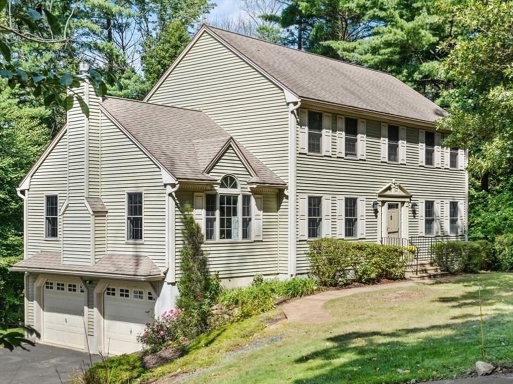 87 Clark Road Sturbridge, MA 01518 - Photo 1 of 42
