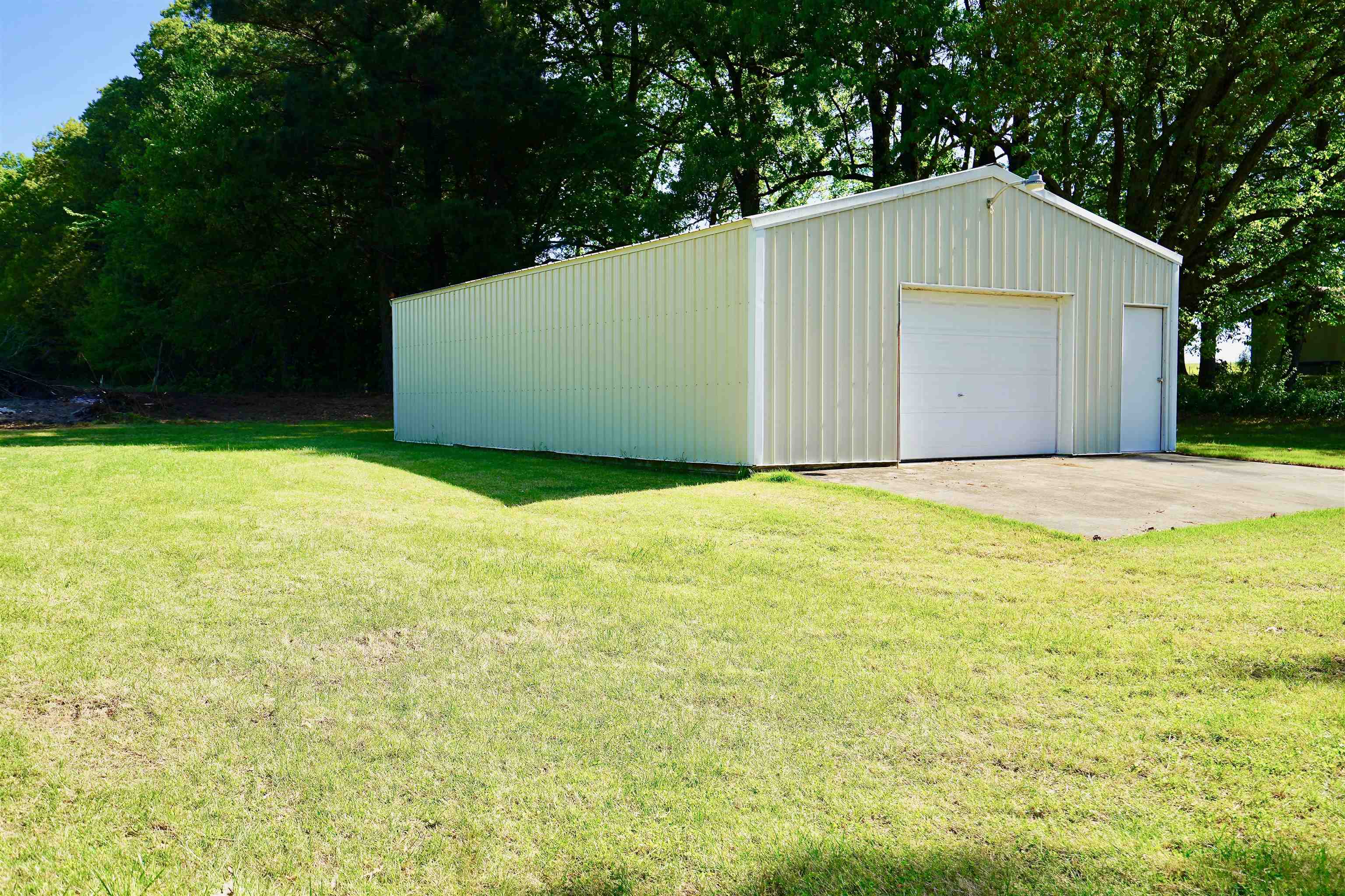 3244 Bride Road Covington, TN 38019 - Photo 8 of 17 Gallery Image 8