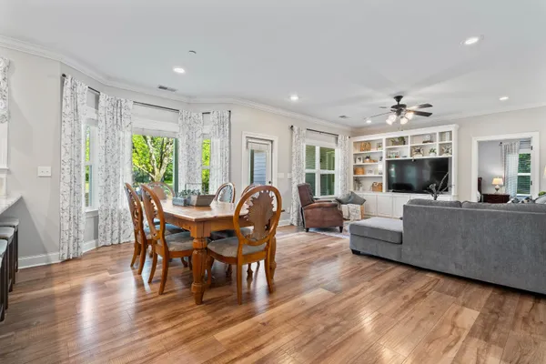 $769,900 | 210 Poplar Acres Road, Piperton, TN 38017