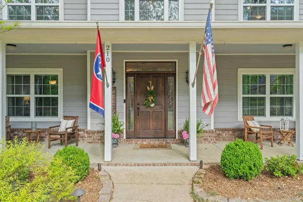 $769,900 | 210 Poplar Acres Road, Piperton, TN 38017