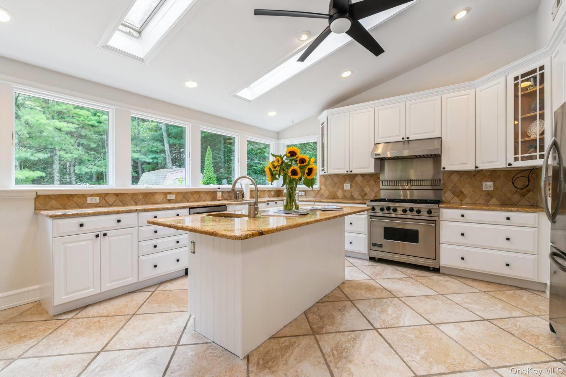 10 West Landing Road Hampton Bays, NY 11946 - Photo 6 of 29 Gallery Image 6