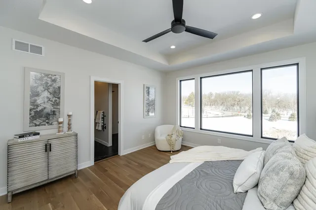 $1,320,000 | 2665 Timber Oaks Road Southwest, Rochester, MN 55902