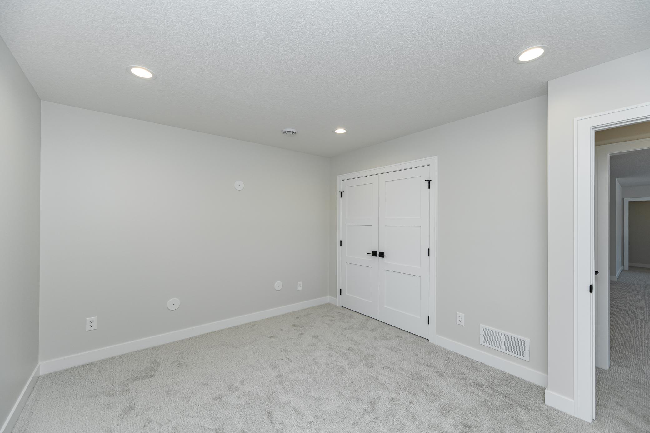 2665 Timber Oaks Road Southwest Rochester, MN 55902 - Photo 41 of 49