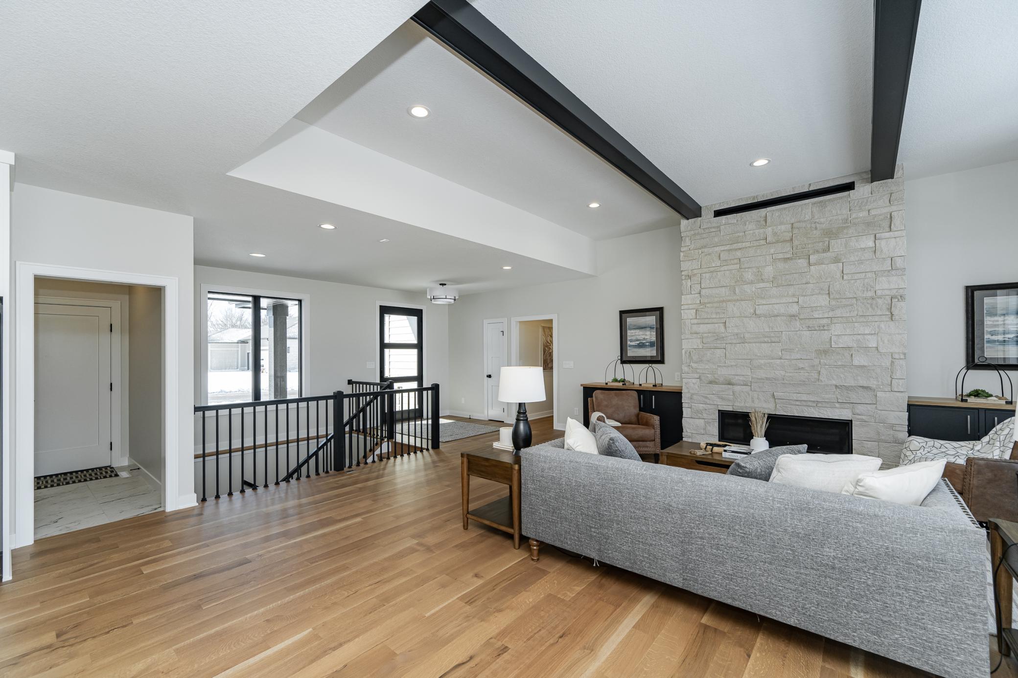 2665 Timber Oaks Road Southwest Rochester, MN 55902 - Photo 10 of 49