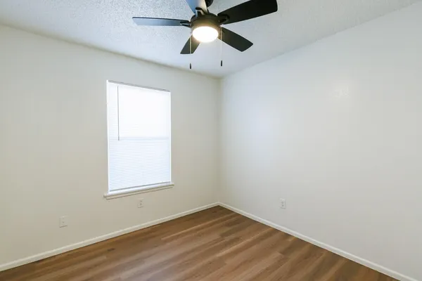 $1,100 | 8214 Vernon Avenue, Unit B, Lubbock, TX 79423
