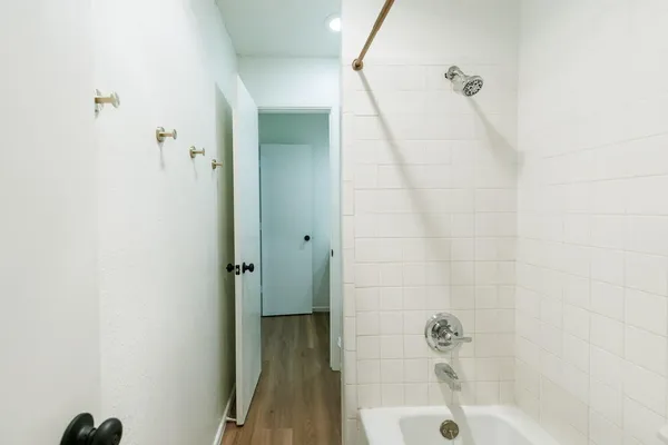 $1,100 | 8214 Vernon Avenue, Unit B, Lubbock, TX 79423