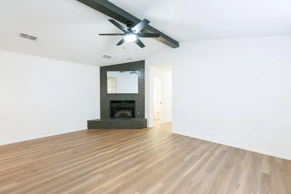 $1,100 | 8214 Vernon Avenue, Unit B, Lubbock, TX 79423