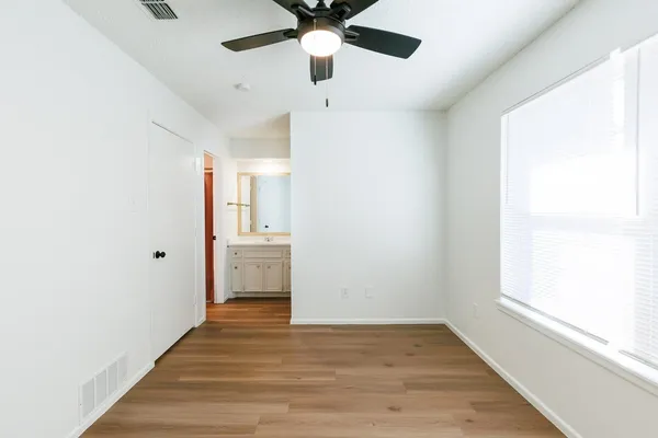 $1,100 | 8214 Vernon Avenue, Unit B, Lubbock, TX 79423