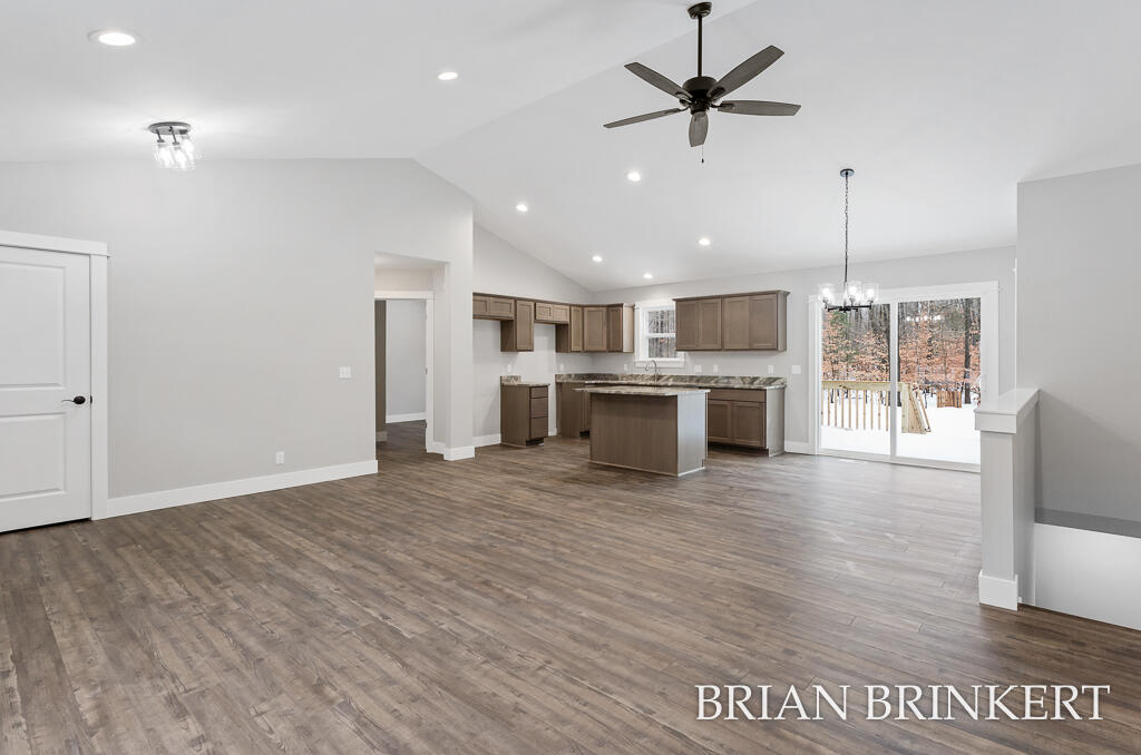 5233 West Lakewood Road Whitehall, MI 49461 - Photo 17 of 48 5233W.LakewoodRd-18LoRes