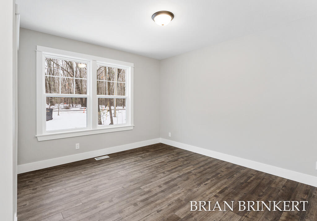 5233 West Lakewood Road Whitehall, MI 49461 - Photo 25 of 48 5233W.LakewoodRd-29LoRes