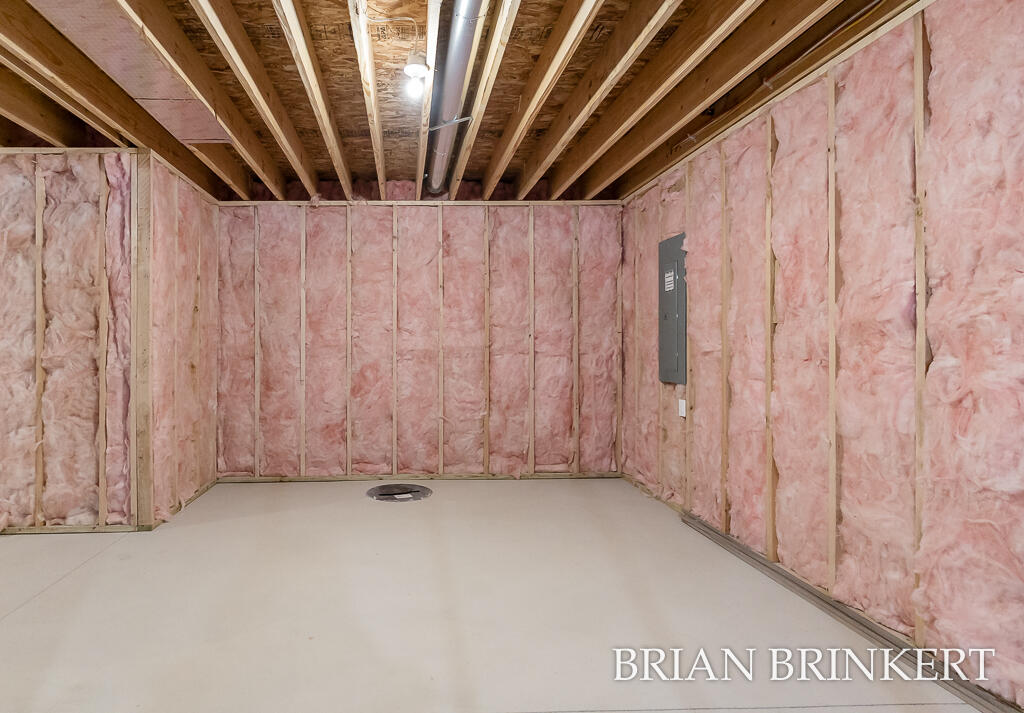 5233 West Lakewood Road Whitehall, MI 49461 - Photo 39 of 48 5233W.LakewoodRd-46LoRes