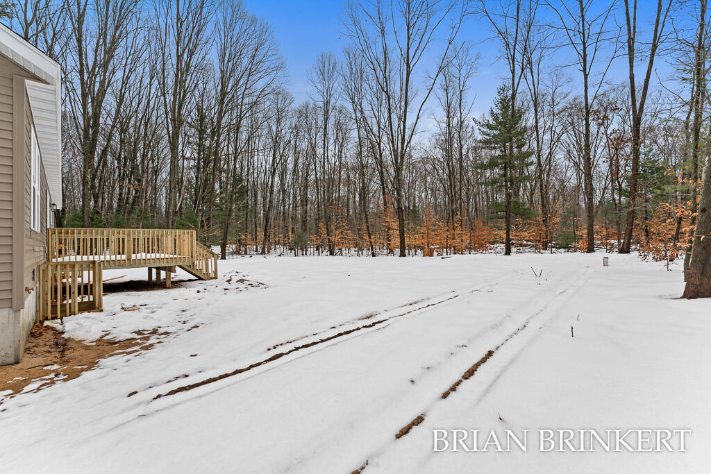 5233 West Lakewood Road Whitehall, MI 49461 - Photo 6 of 48 5233W.LakewoodRd-5LoRes