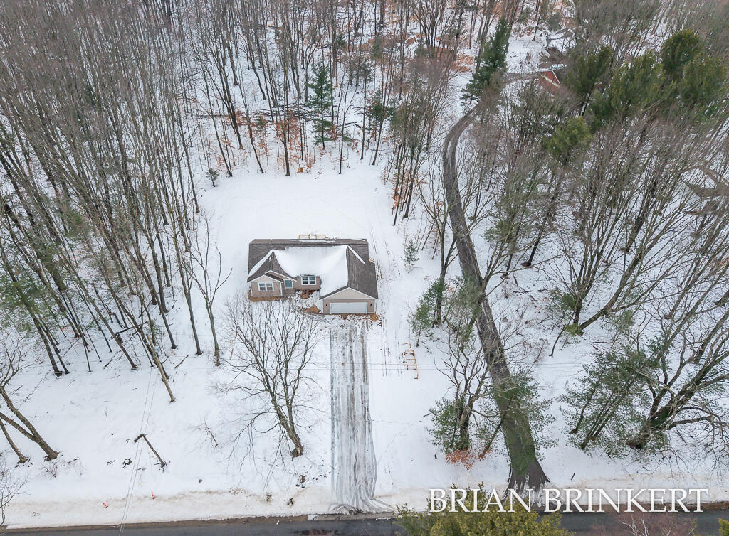 5233 West Lakewood Road Whitehall, MI 49461 - Photo 9 of 48 5233W.LakewoodRd-9LoRes - Copy