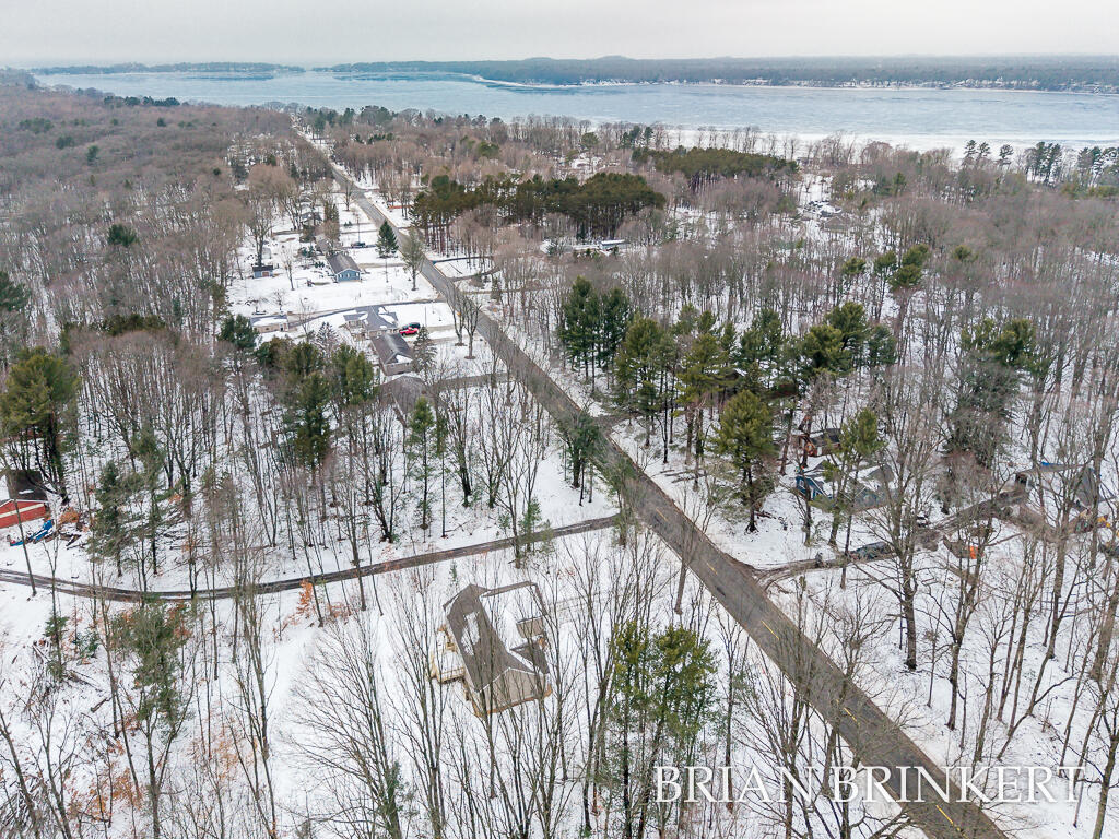 5233 West Lakewood Road Whitehall, MI 49461 - Photo 10 of 48 5233W.LakewoodRd-10LoRes