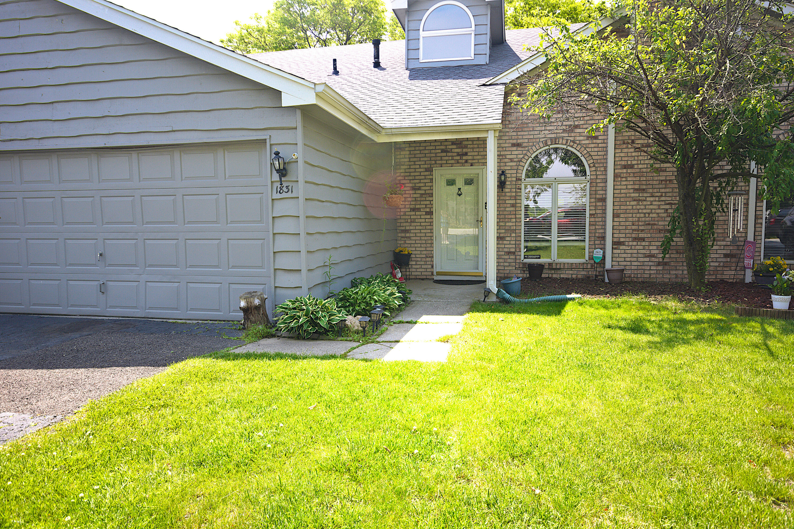 1831 Springvale Drive Crown Point, IN 46307 - Photo 1 of 25 3000x2000