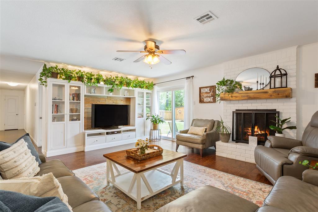 7844 Fairway Road Woodway, TX 76712 - Photo 11 of 37