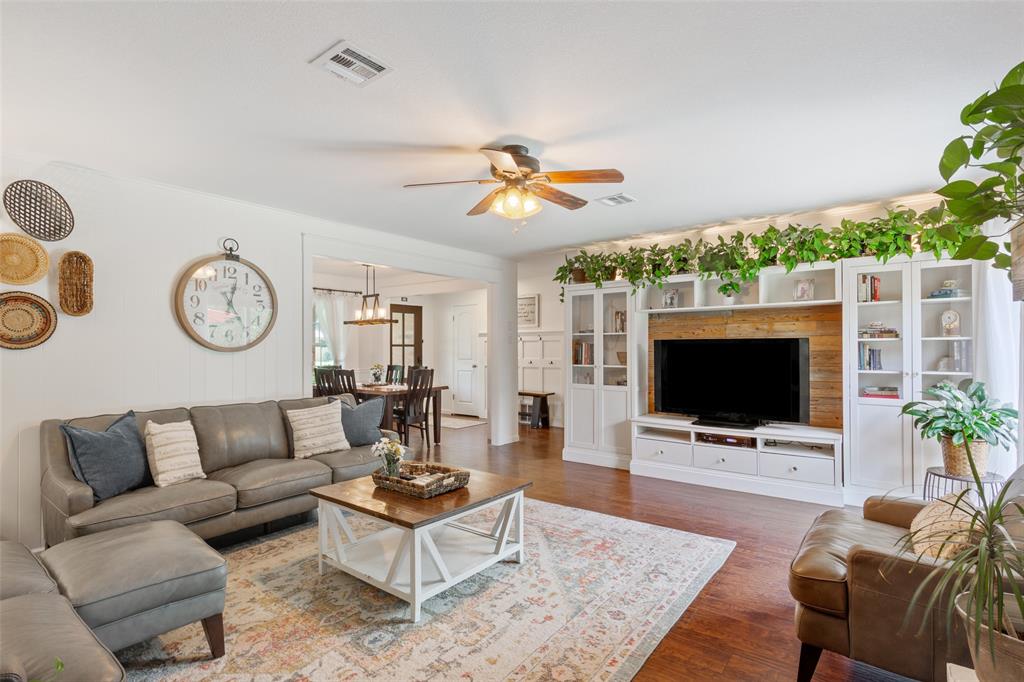 7844 Fairway Road Woodway, TX 76712 - Photo 12 of 37