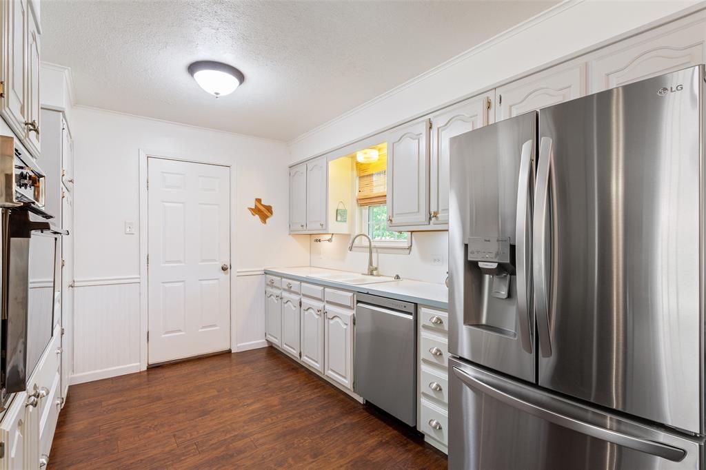 7844 Fairway Road Woodway, TX 76712 - Photo 14 of 37