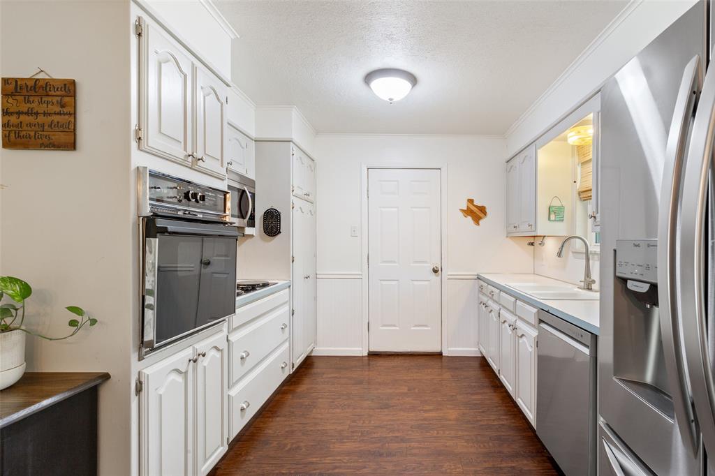 7844 Fairway Road Woodway, TX 76712 - Photo 16 of 37