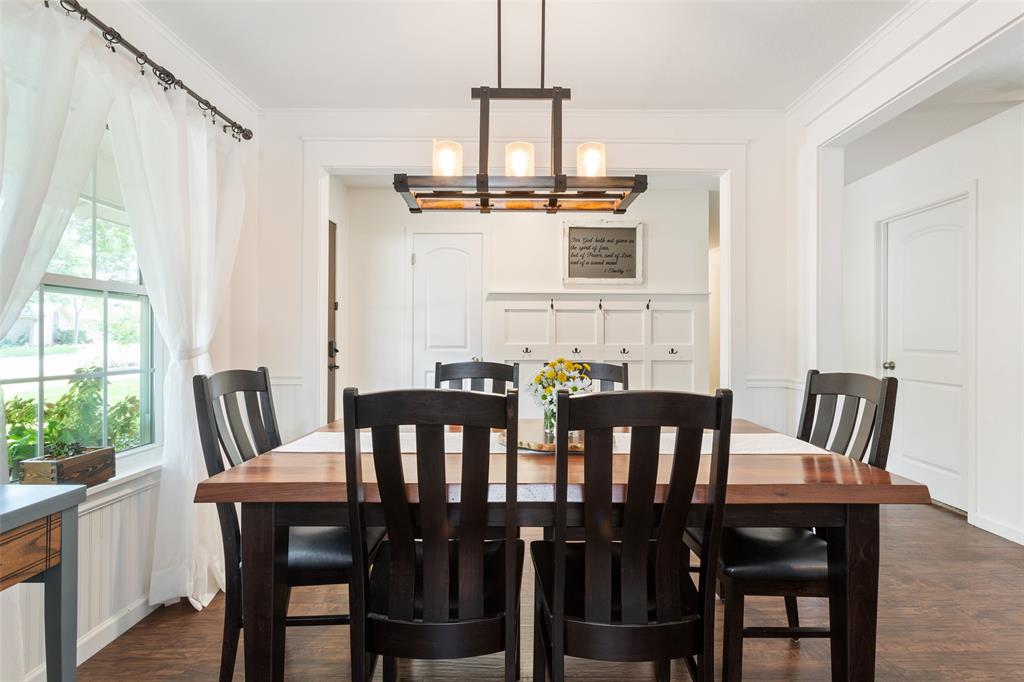 7844 Fairway Road Woodway, TX 76712 - Photo 8 of 37