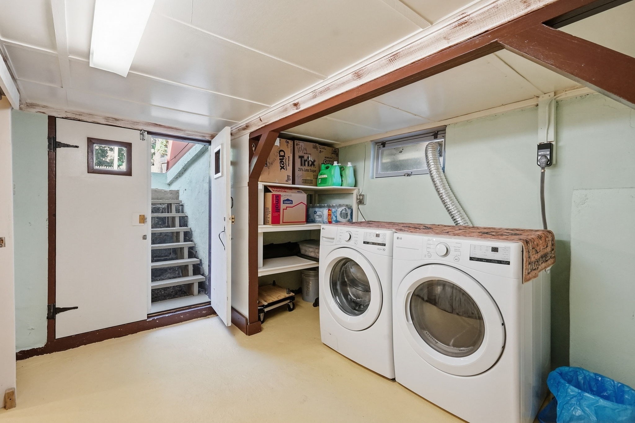 114 Hood Street Springfield, MA 01109 - Photo 21 of 34 Gallery Image 21