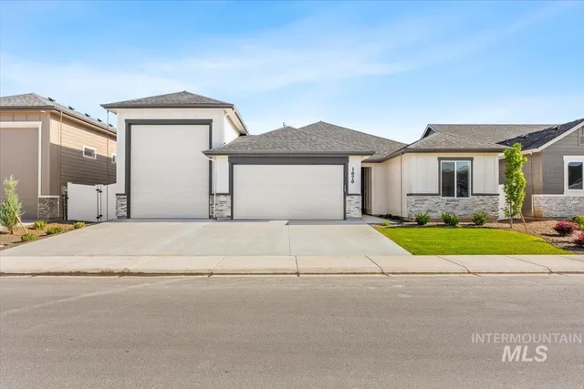 $514,900 | 1676 Sandbar Road, Emmett, ID 83617