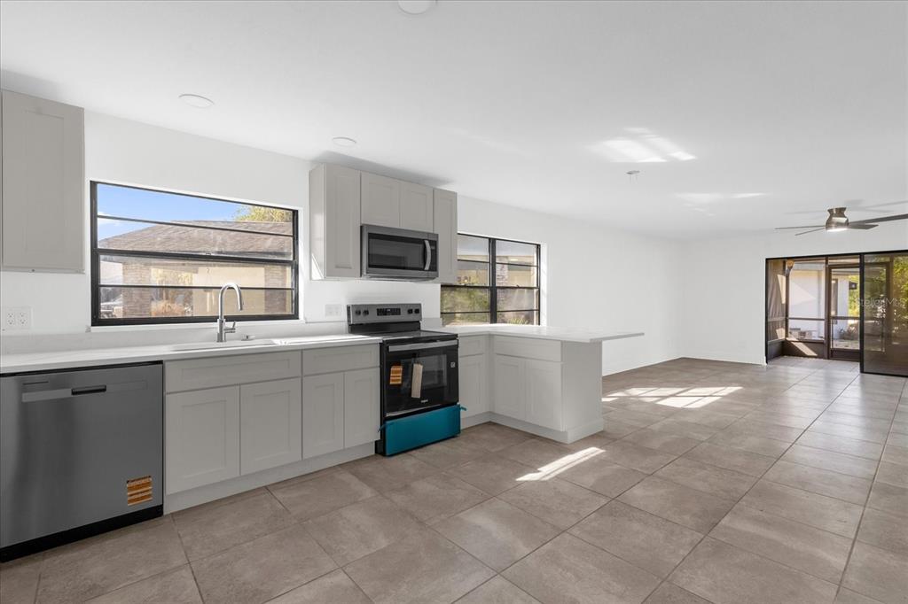 5222 South View Point Homosassa, FL 34448 - Photo 6 of 28