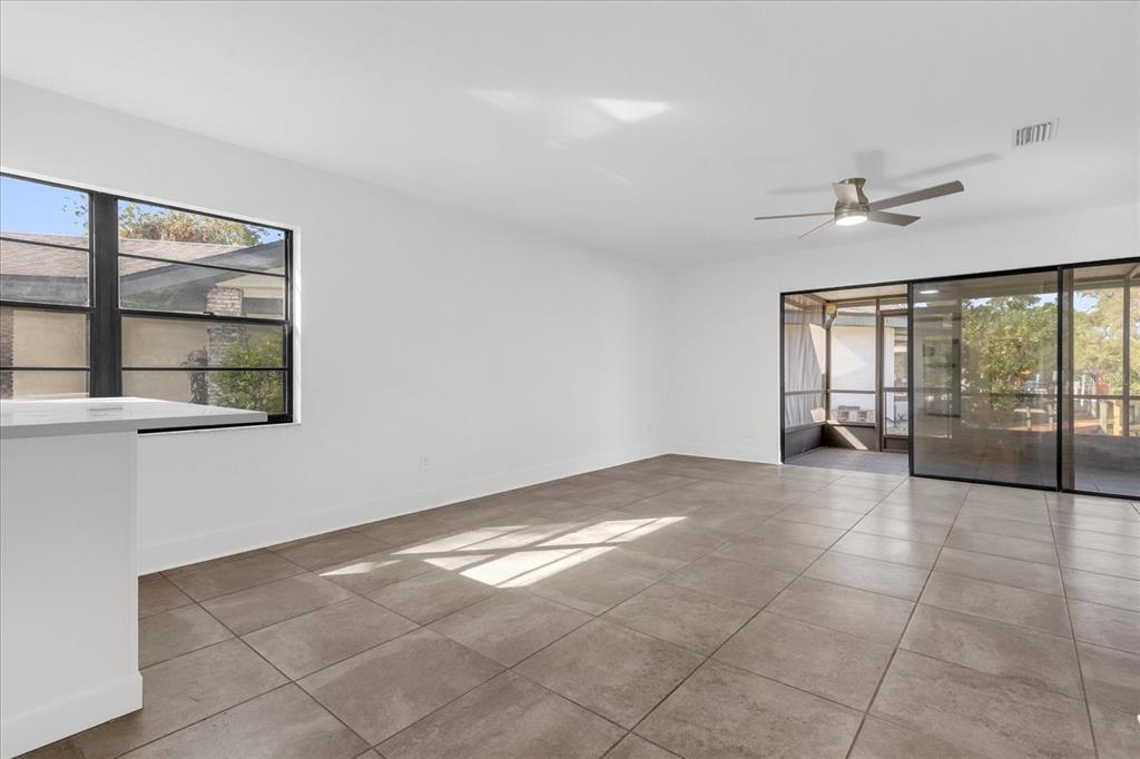 5222 South View Point Homosassa, FL 34448 - Photo 7 of 28