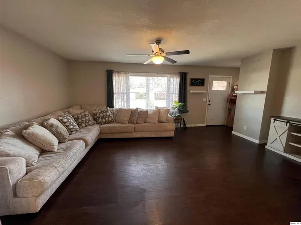 $215,000 | 2433 Cedar Creek Court, Quincy, IL 62305