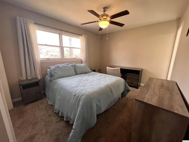 $215,000 | 2433 Cedar Creek Court, Quincy, IL 62305