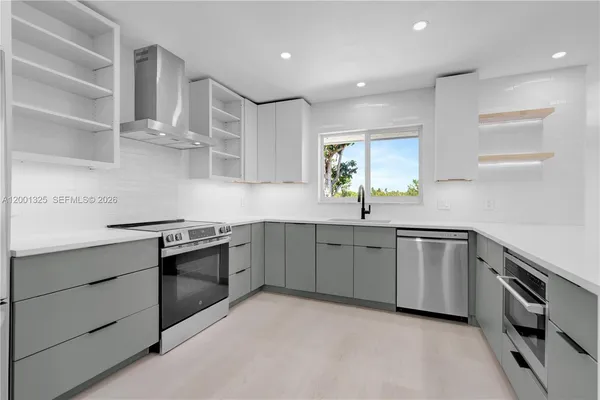 $4,950 | 9125 Southeast Karin Street, Hobe Sound, FL 33455