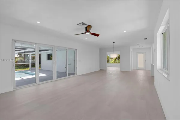 $4,950 | 9125 Southeast Karin Street, Hobe Sound, FL 33455