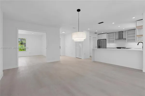 $4,950 | 9125 Southeast Karin Street, Hobe Sound, FL 33455