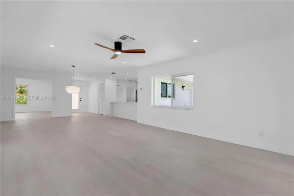 $4,950 | 9125 Southeast Karin Street, Hobe Sound, FL 33455