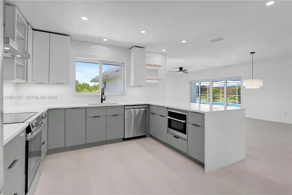 $4,950 | 9125 Southeast Karin Street, Hobe Sound, FL 33455