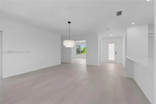 $4,950 | 9125 Southeast Karin Street, Hobe Sound, FL 33455