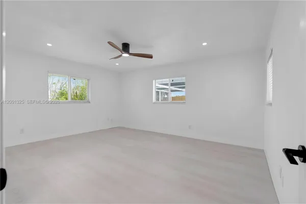 $4,950 | 9125 Southeast Karin Street, Hobe Sound, FL 33455