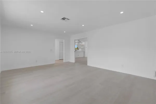 $4,950 | 9125 Southeast Karin Street, Hobe Sound, FL 33455