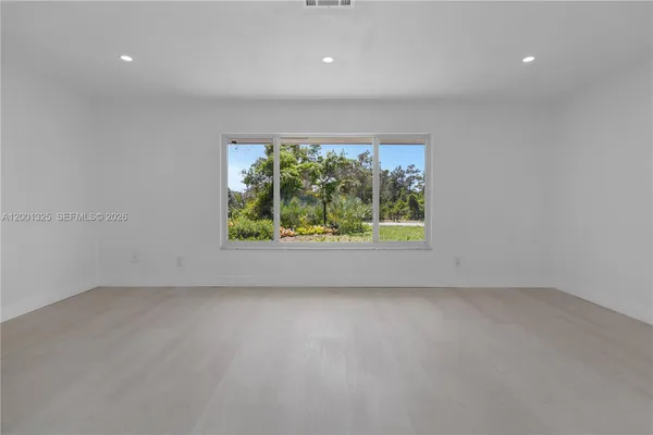 $4,950 | 9125 Southeast Karin Street, Hobe Sound, FL 33455