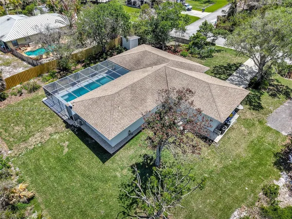 $4,950 | 9125 Southeast Karin Street, Hobe Sound, FL 33455